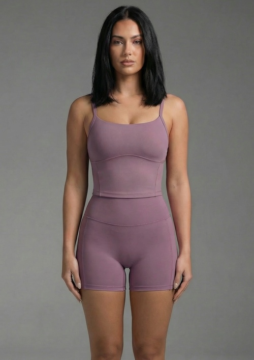 Fitted silhouette top